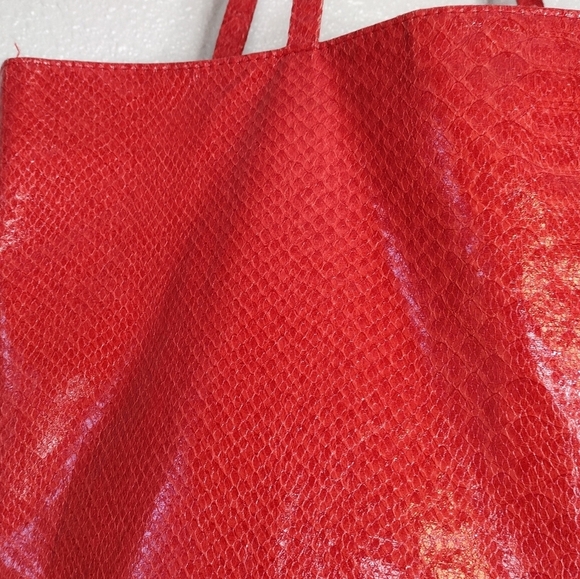 Saks Fifth Avenue Boho Snakeskin Tote Bag - Picture 12 of 16